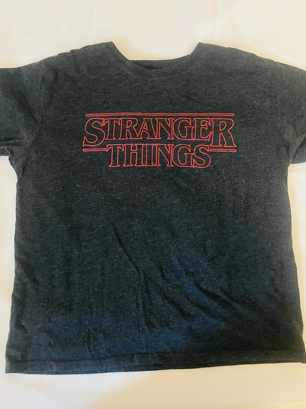 NWOT Stranger Things Logo Graphic T-Shirt Dark Heather Gray Size XL